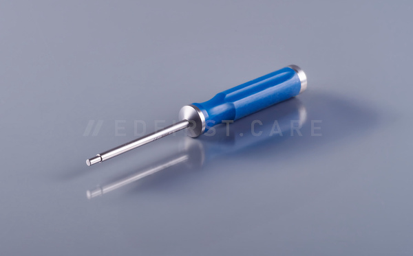 Kit d'instrumentation pour arthroscopie de cheville - impacteur