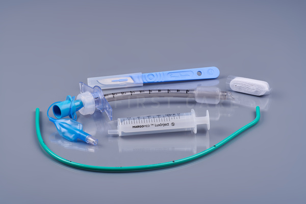 Emergency airway kit